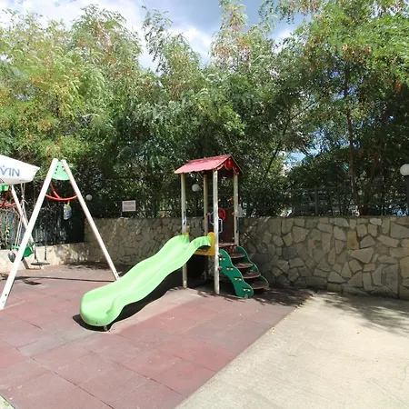 Nautilius Club - Menada Appartement